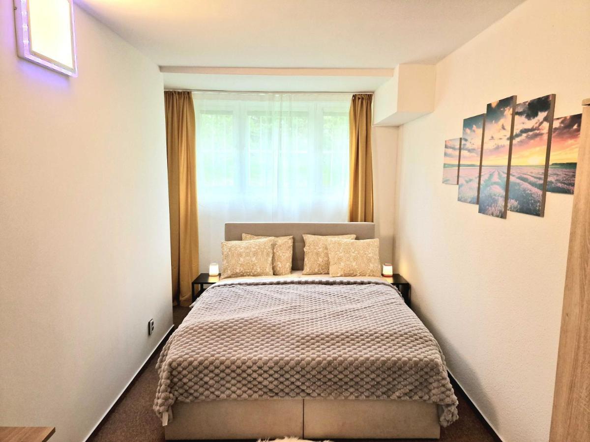 Wellness Gold With Private Sauna & Jacuzzi Apartment *