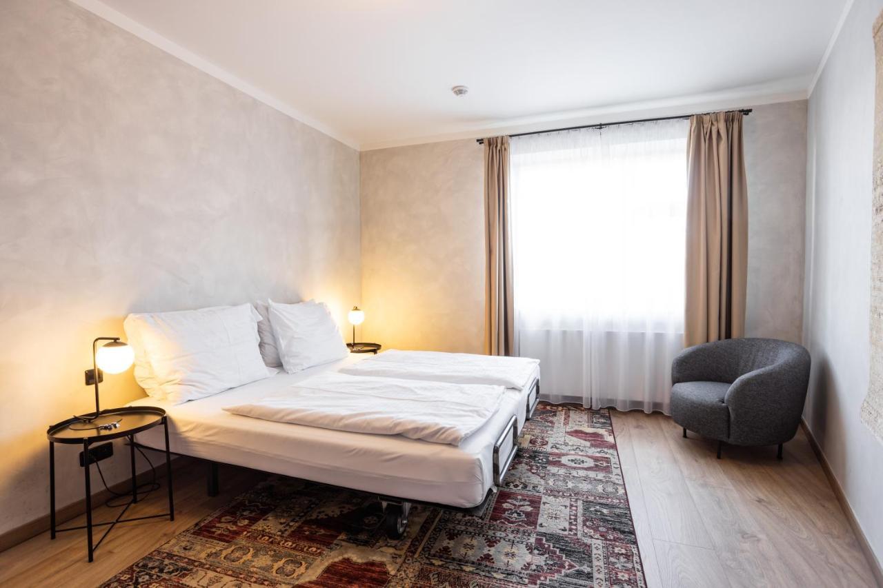 Miss Sophie's Downtown 4*