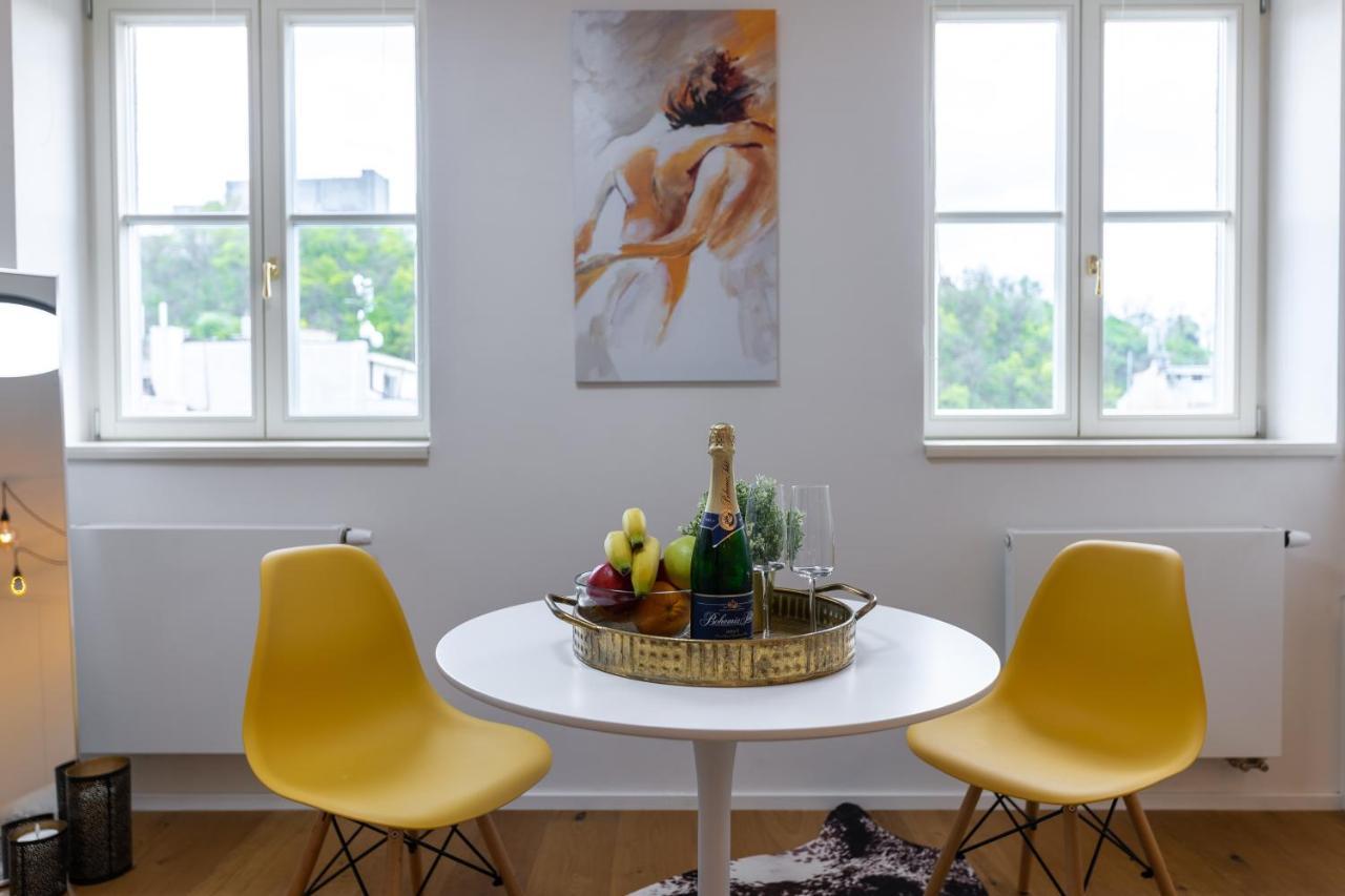 Luxurious, Charming Perfect For Couples Lägenhet