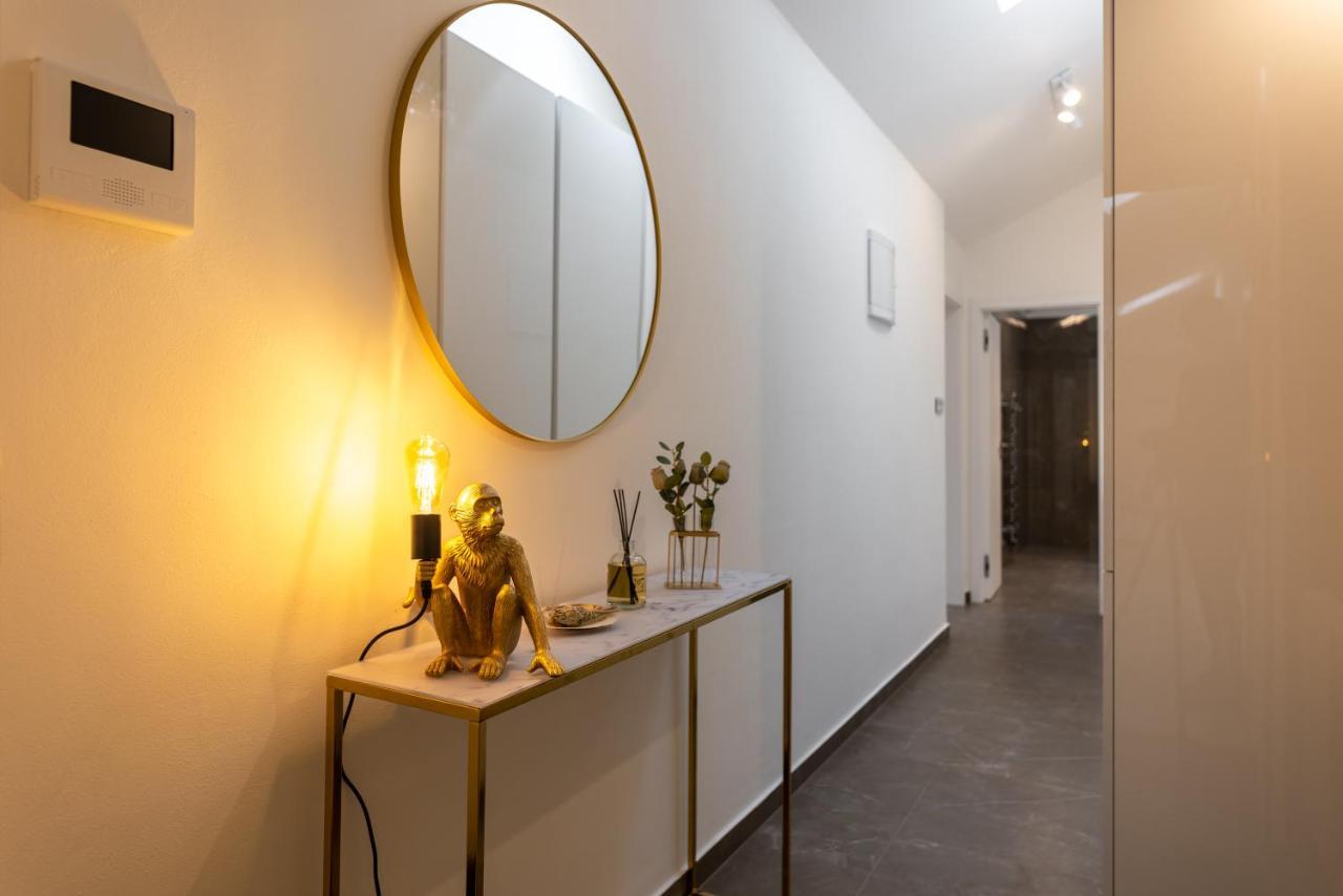 Luxurious, Charming Perfect For Couples Lägenhet *