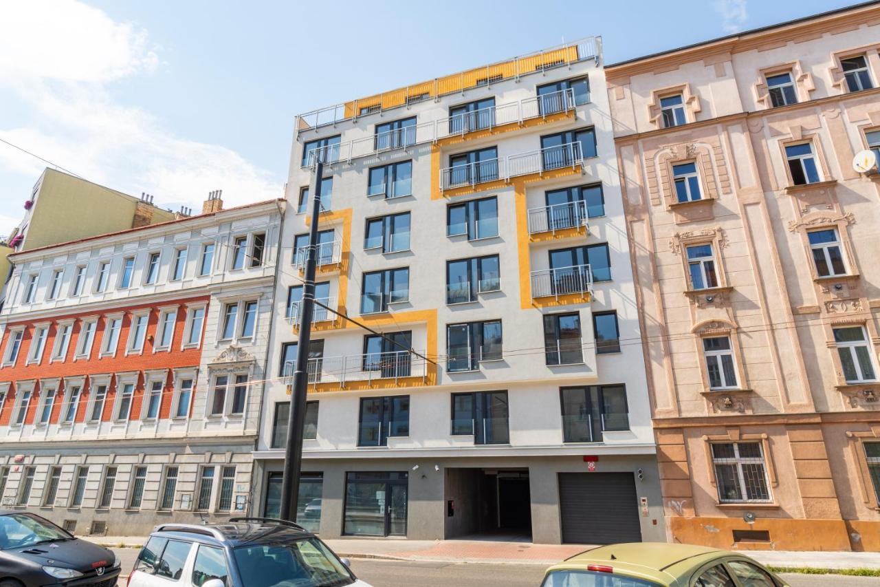 Brand New #51 With Free Secure Parking In The Center Prague