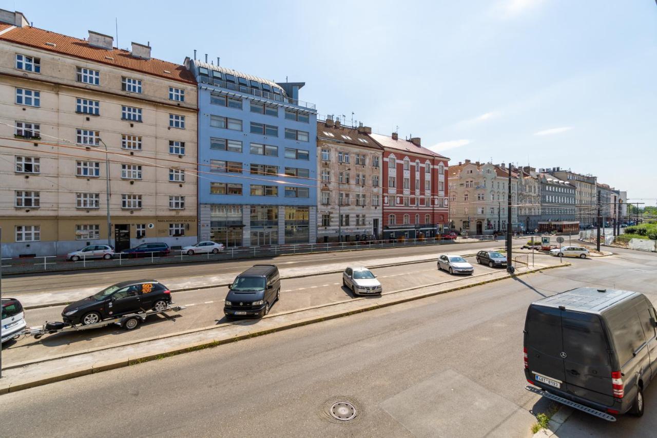 Brand New #21 With Free Secure Parking In The Center Prag
