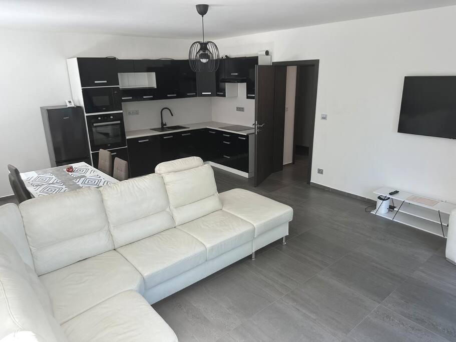 Apartment 71m2 Klid Pohoda A Priroda Prag