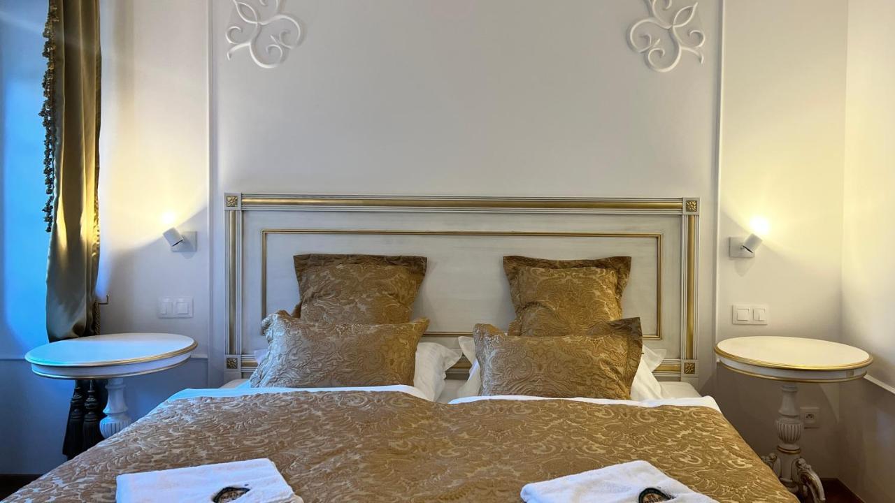 Beerland Chateaux - U Zlate Hrusky / At Golden Pear Bed & Breakfast Prag