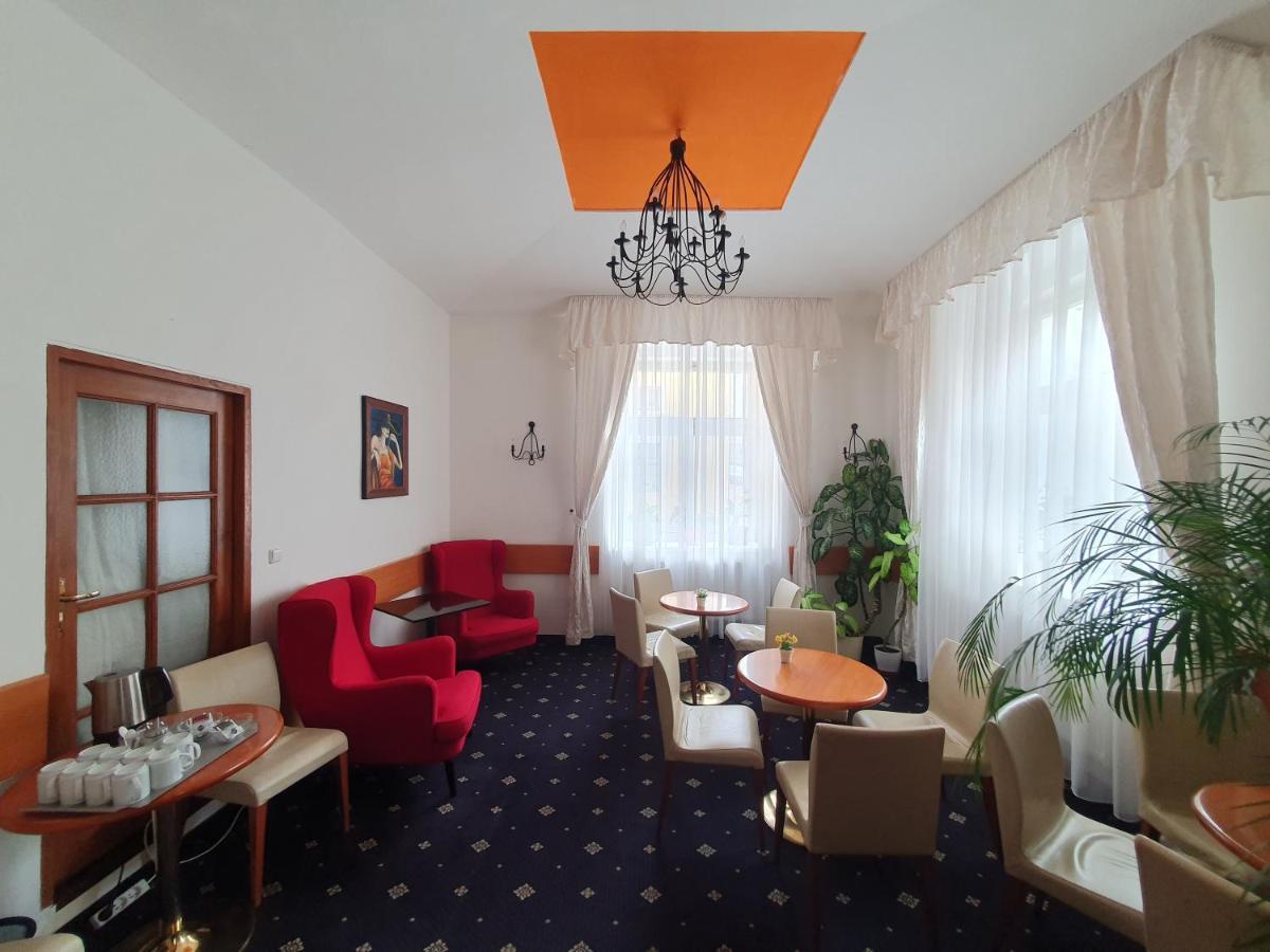 Hotel Máchova 3*