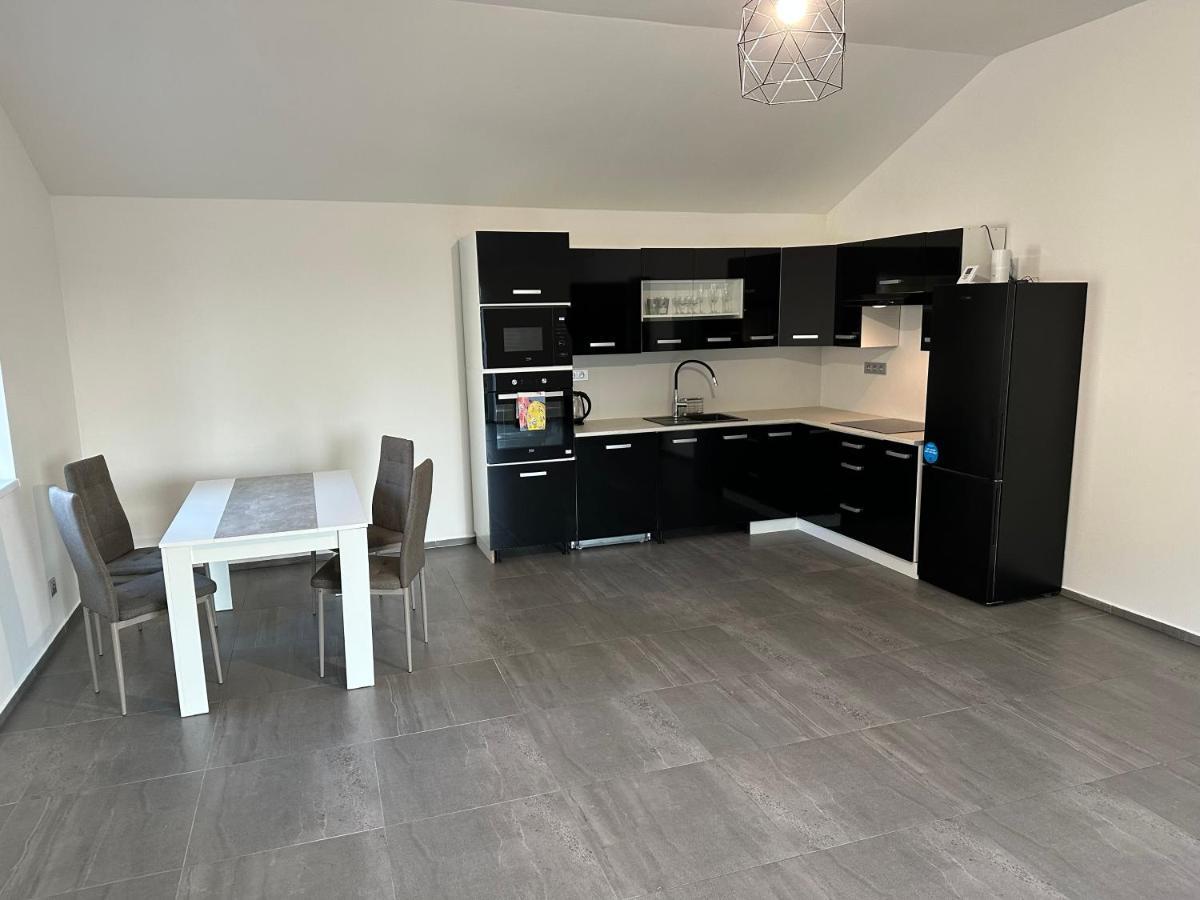 75m2 Klid Priroda Pro Rodinu Prag