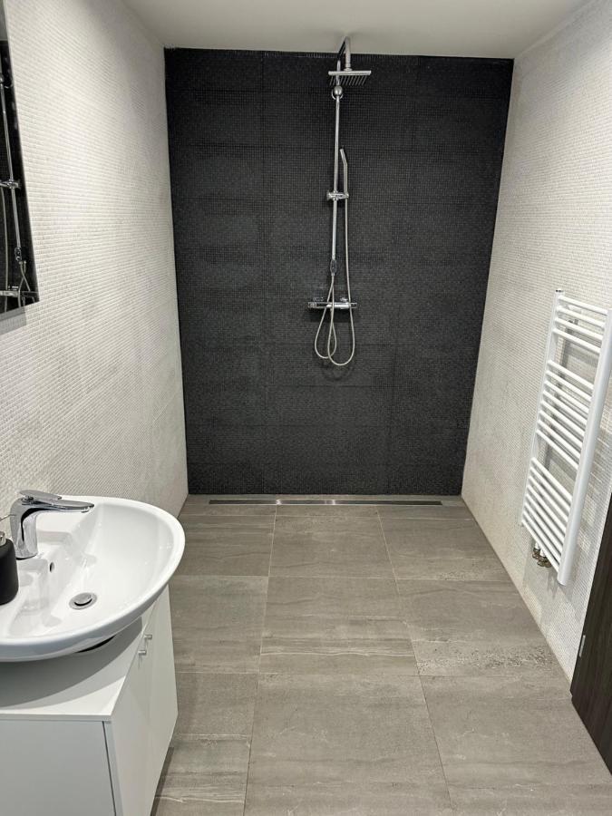75m2 Klid Priroda Pro Rodinu * Prag