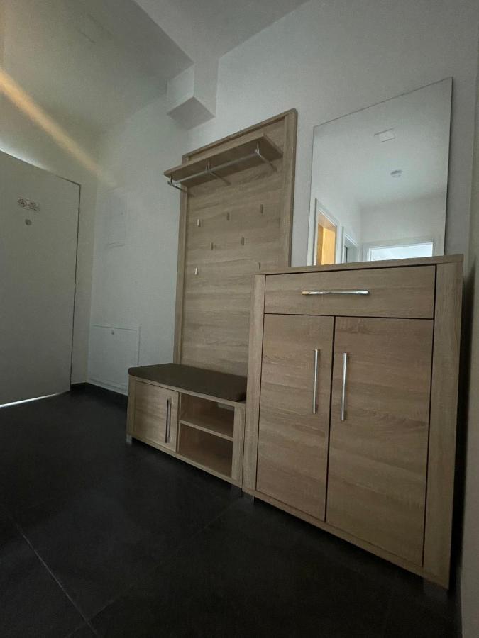 Hotell Sun-house Pension&restaurant -parkingfree- Prag