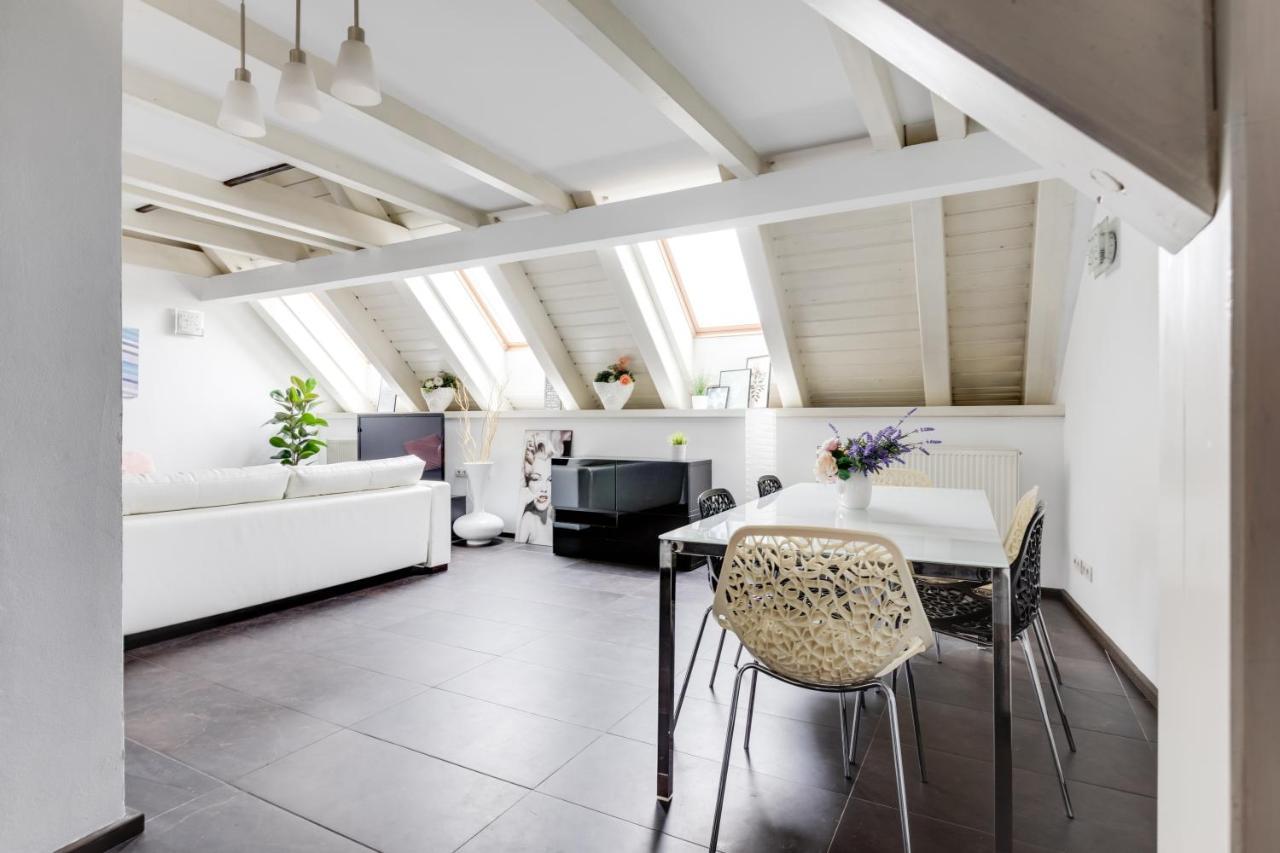 Spacious Stylish Attic In The Heart Of The Center - Karlovo Lejlighed *