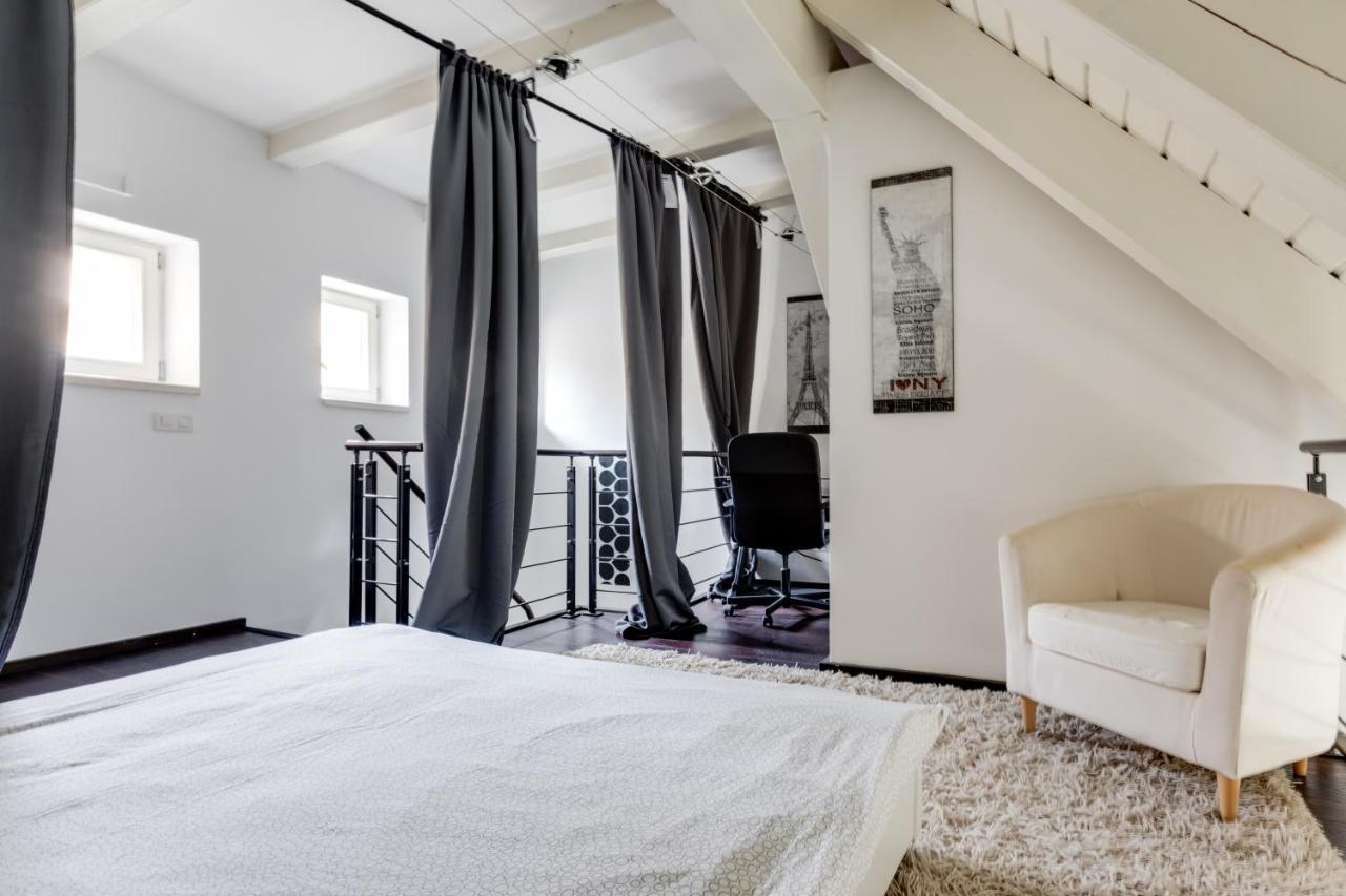 Lejlighed Spacious Stylish Attic In The Heart Of The Center - Karlovo