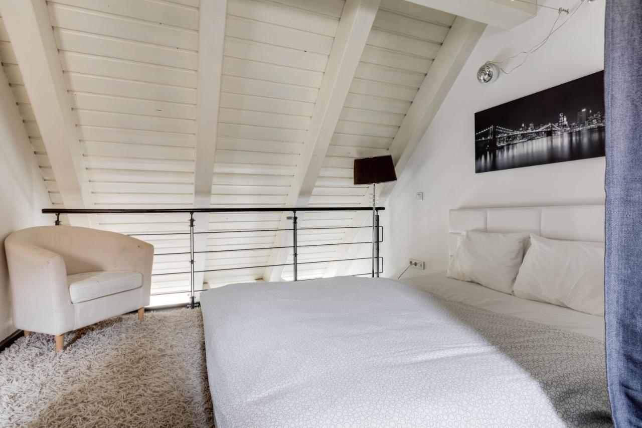 Spacious Stylish Attic In The Heart Of The Center - Karlovo Lejlighed