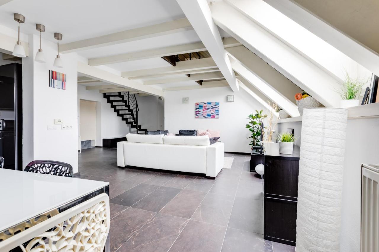 Spacious Stylish Attic In The Heart Of The Center - Karlovo