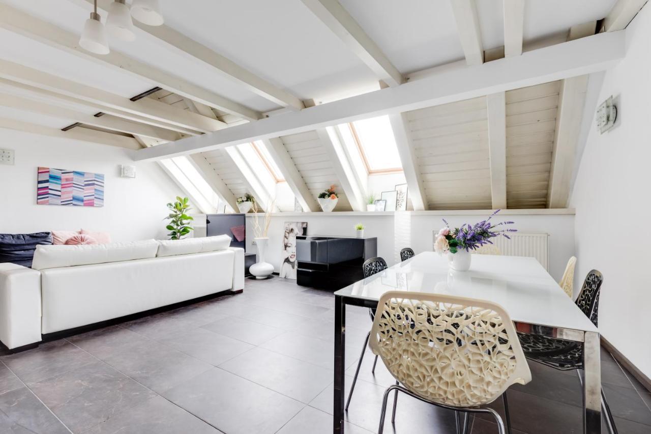 Spacious Stylish Attic In The Heart Of The Center - Karlovo *