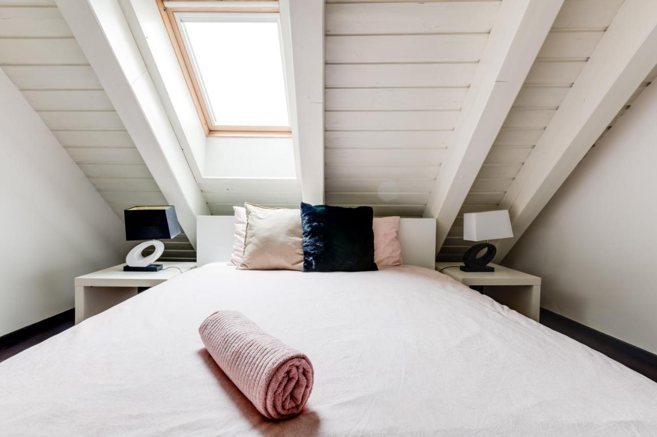 Spacious Stylish Attic In The Heart Of The Center - Karlovo Lejlighed *