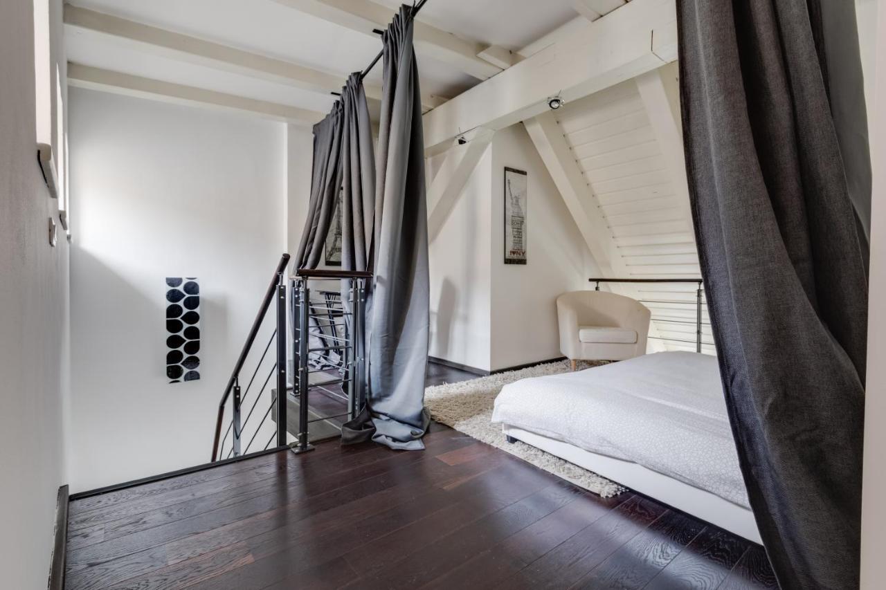 Lejlighed Spacious Stylish Attic In The Heart Of The Center - Karlovo *