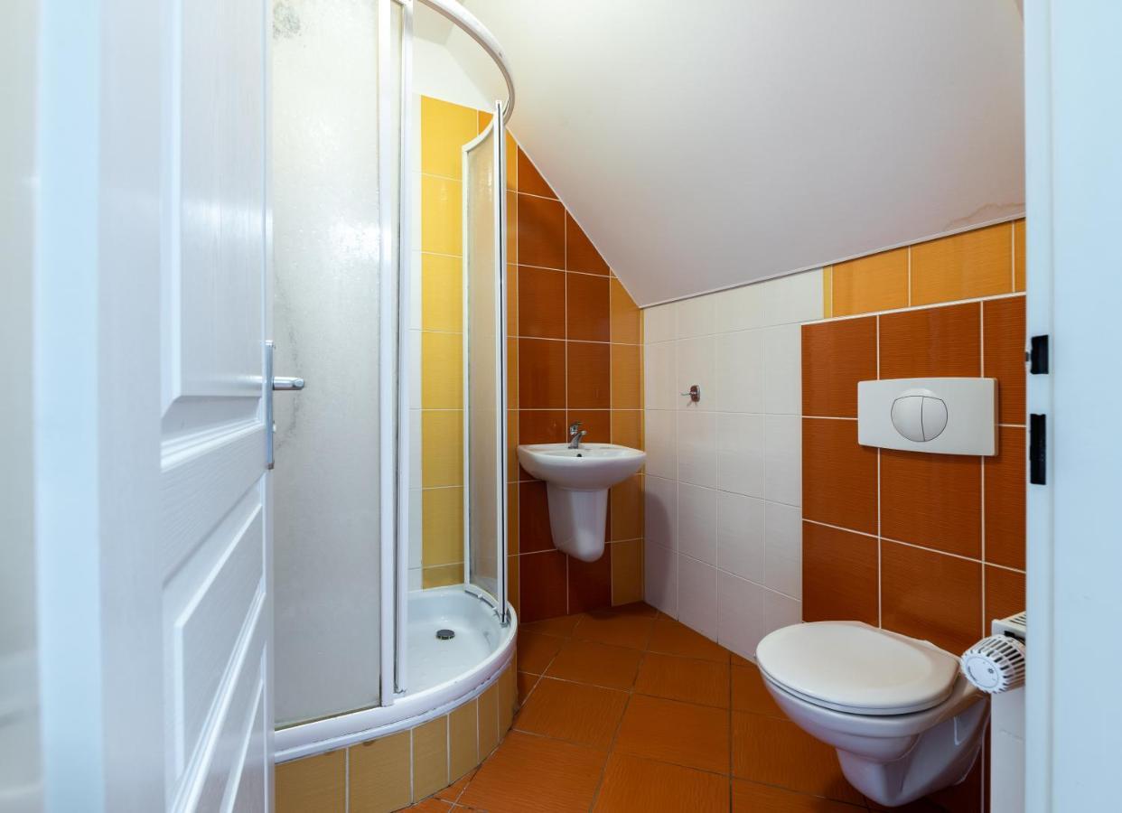 Rodos - Cafe Guest house Prague