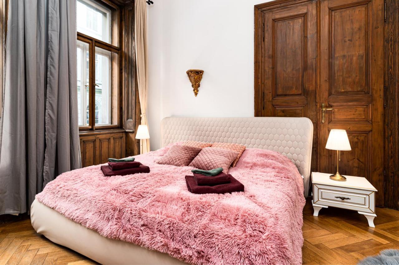 Magnificent King Apartment *