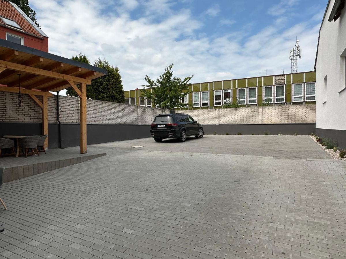 Rezidence Kbely - Free Parking Apartment *