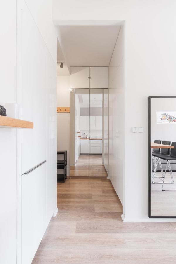 Days - Minimalist Flat - Trendy Karlin * Prag