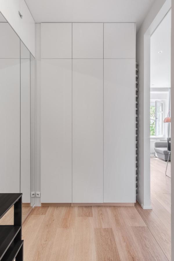 Days - Minimalist Flat - Trendy Karlin * Prag
