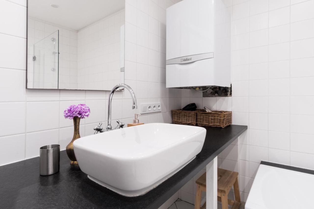 Days - Unique - Old Town Apartment