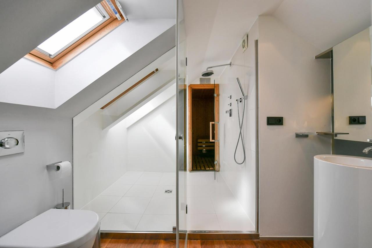 Luxury Penthouse With Sauna, Terrace, 250m2, 5bdrm, 3bthrm