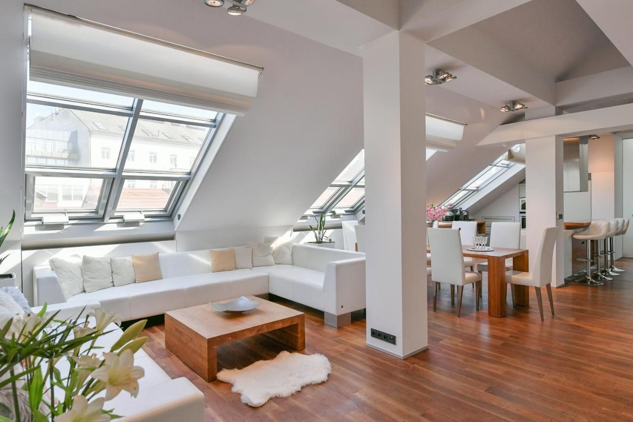 Apartment Luxury Penthouse With Sauna, Terrace, 250m2, 5bdrm, 3bthrm