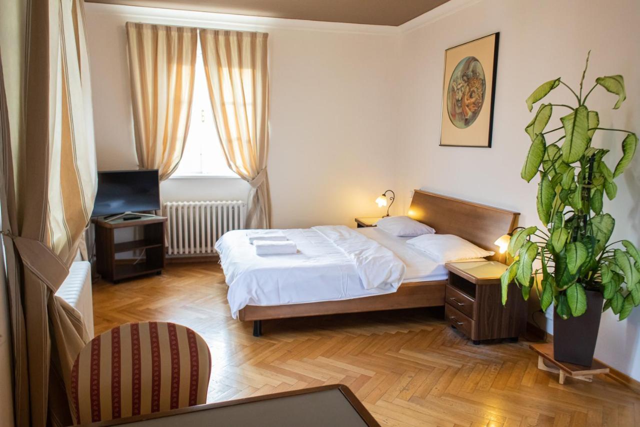 Lägenhet Thunovska Prag