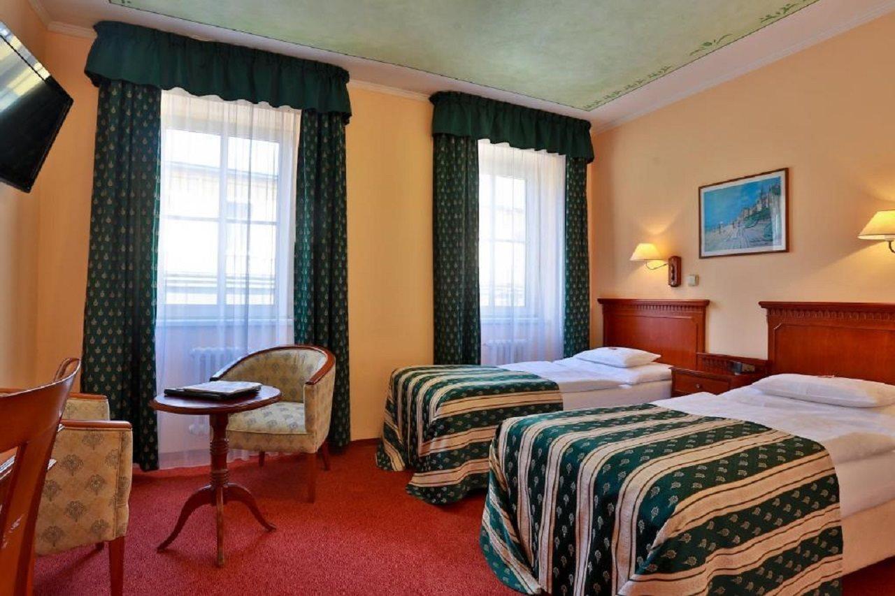 Meteor Plaza Hotel