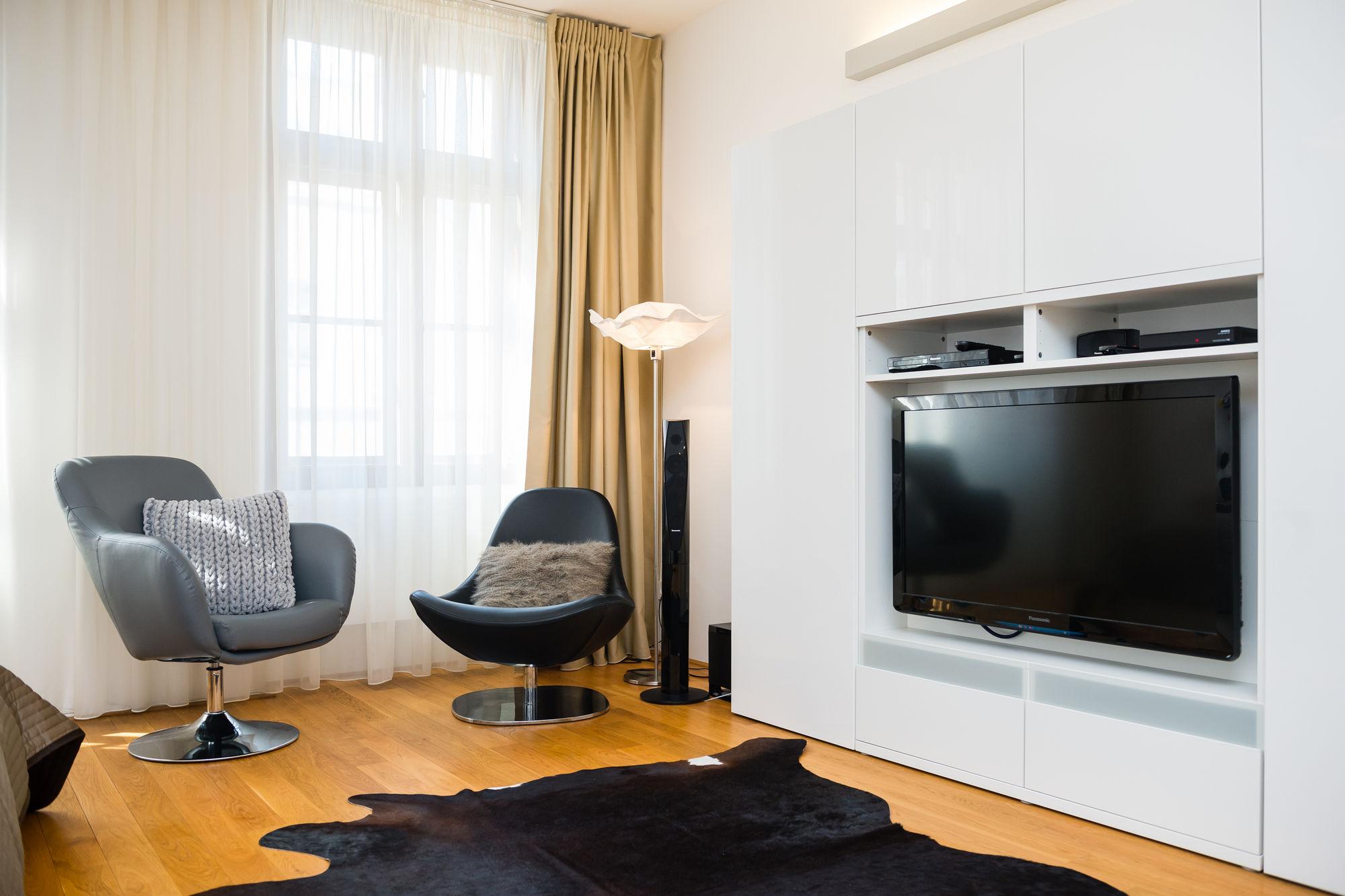 Aparthotel Karlin By Tkc