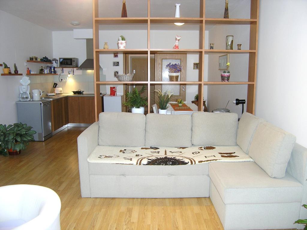 Osadni 30 * Prag
