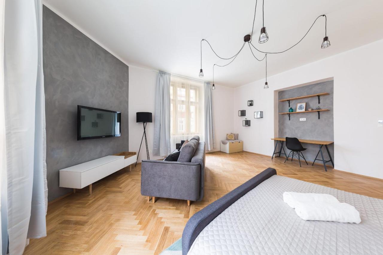 Apartment Boheme Three Prag