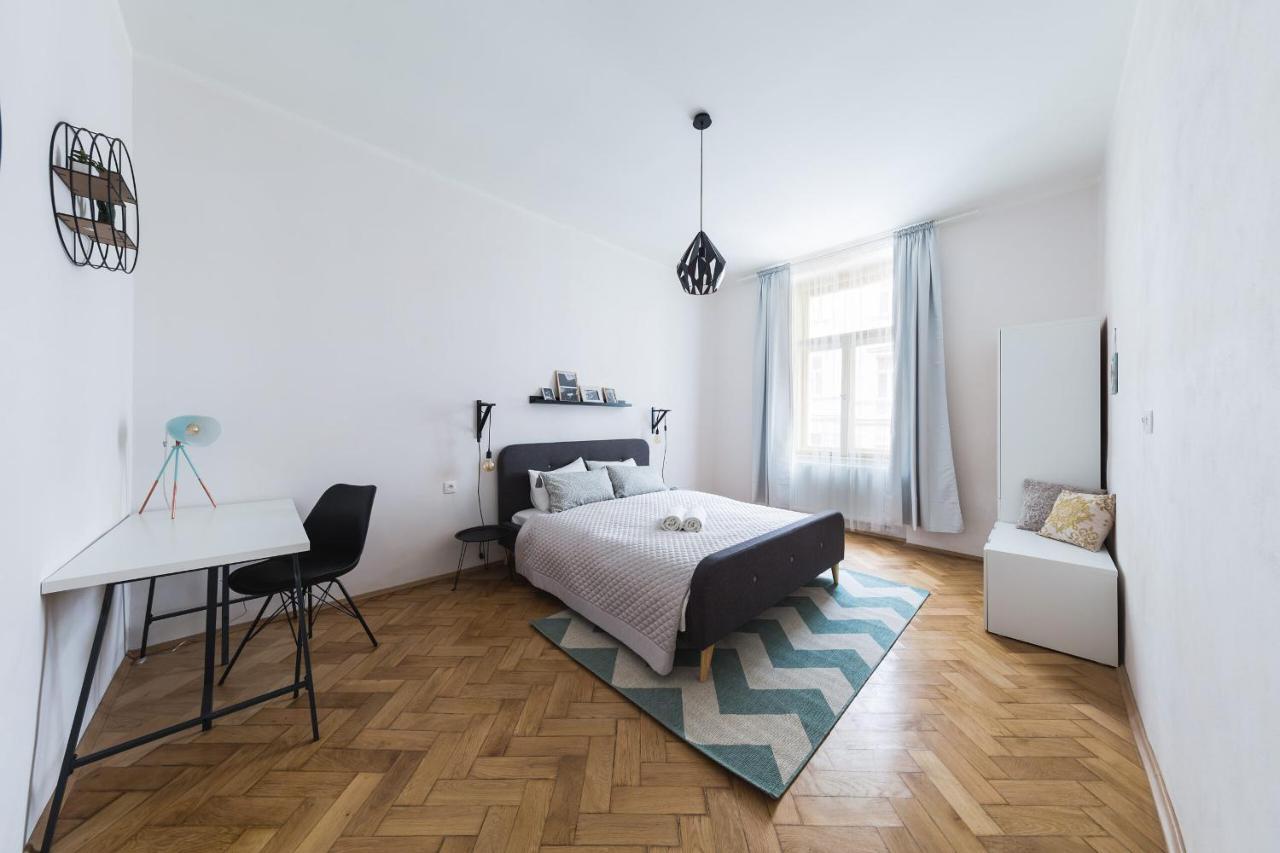 Apartment Boheme Three Prag