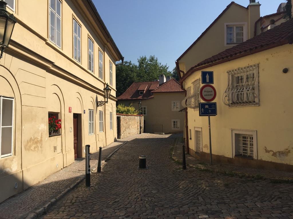 Apartments At The Golden Plough * Prague