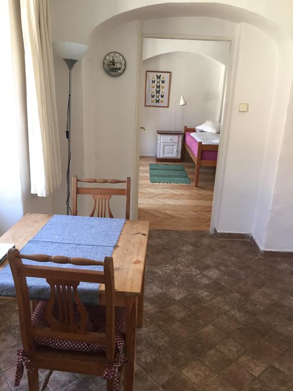 Apartments At The Golden Plough Apartment Prague
