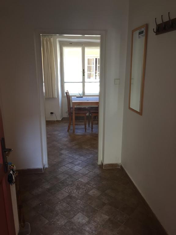 Apartment Apartments At The Golden Plough Prague