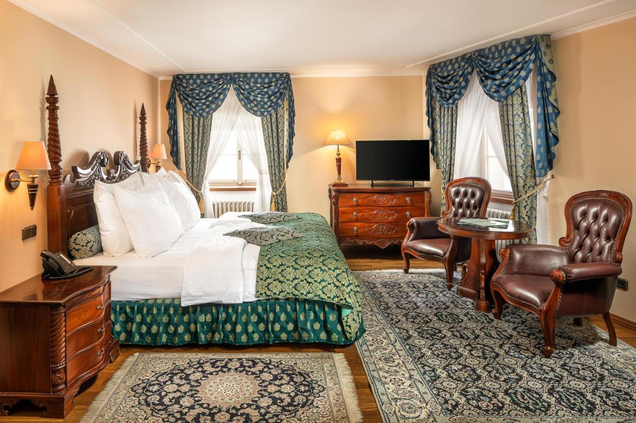 U By Bhg Hotel Prag