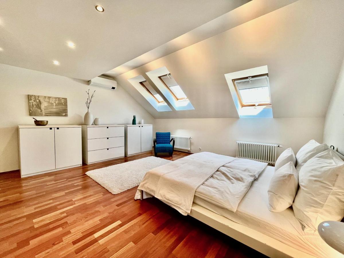 Luxury Penthouse Lägenhet Prag