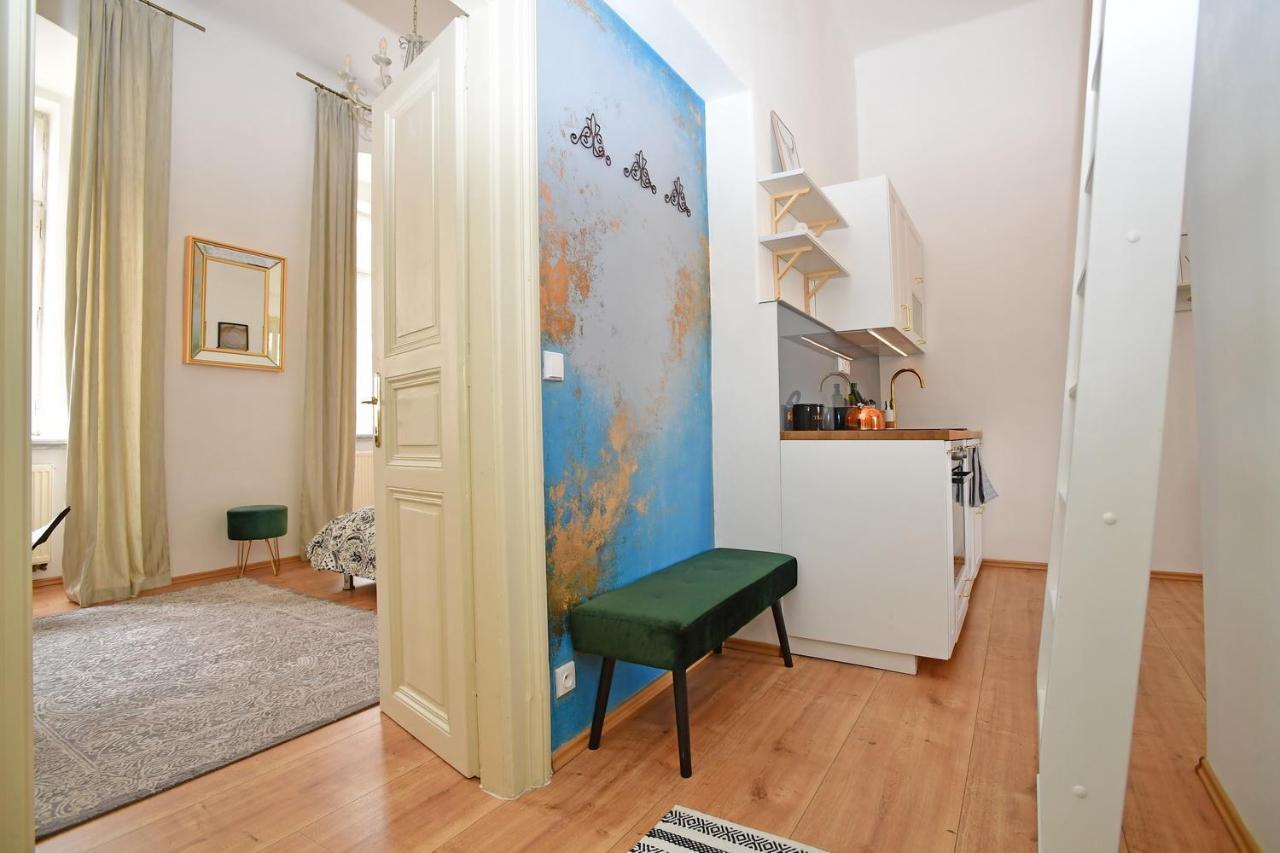 Apartment Lovely Little Cosy In