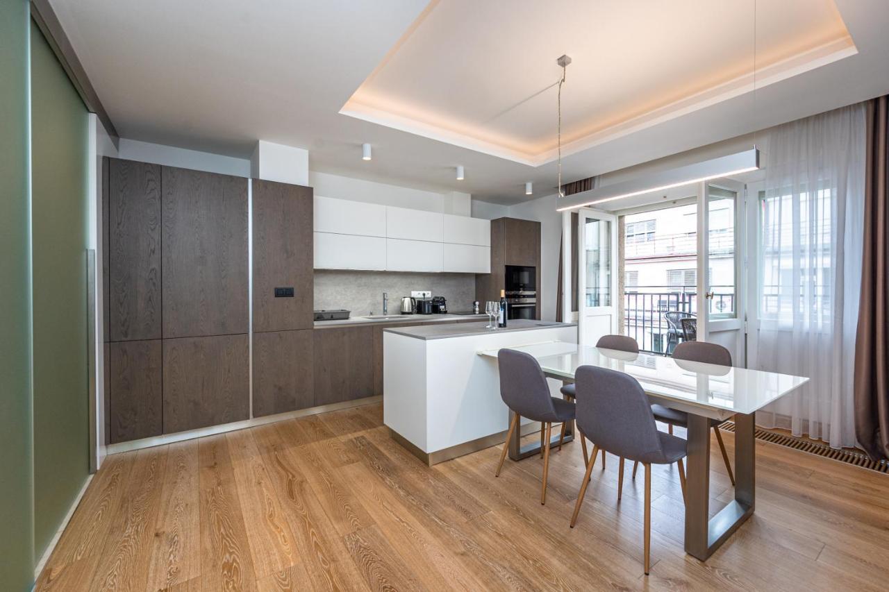 Wishlist Residences - Karlin Free Parking Lägenhet