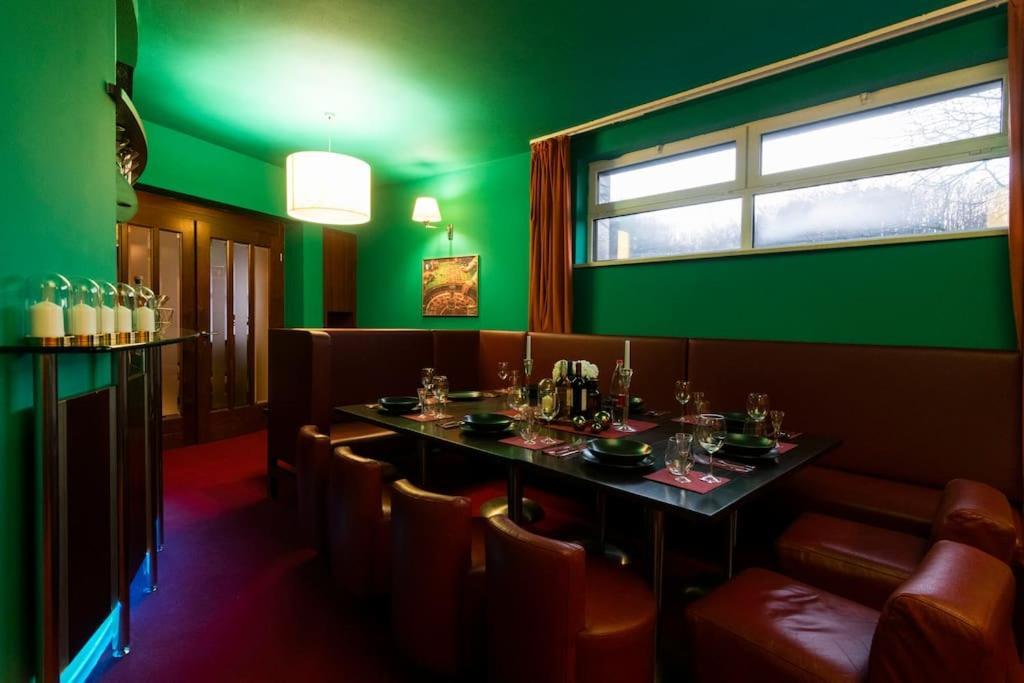 Private Casino Royal Lejlighed