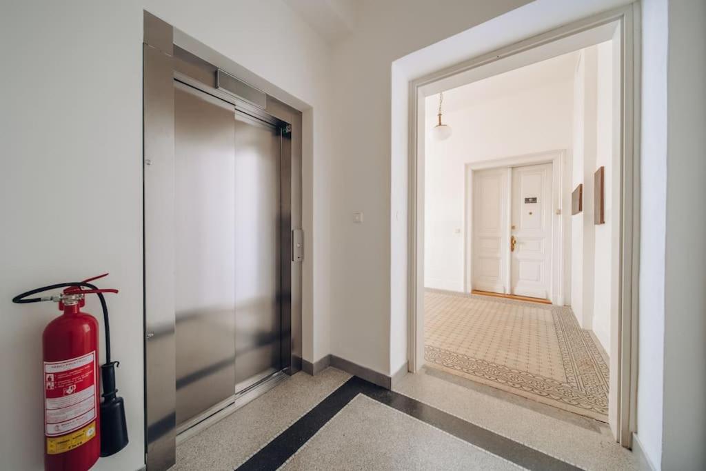 Magnificent Historical Penthouse In The Heart Of * Prag