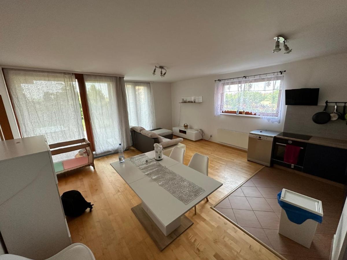 Simple With Garden 15 Min From Center&airport *
