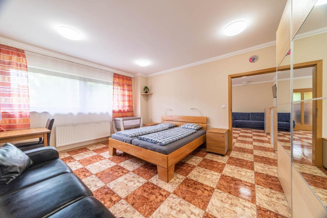 Blizko Centra Prahy Prag