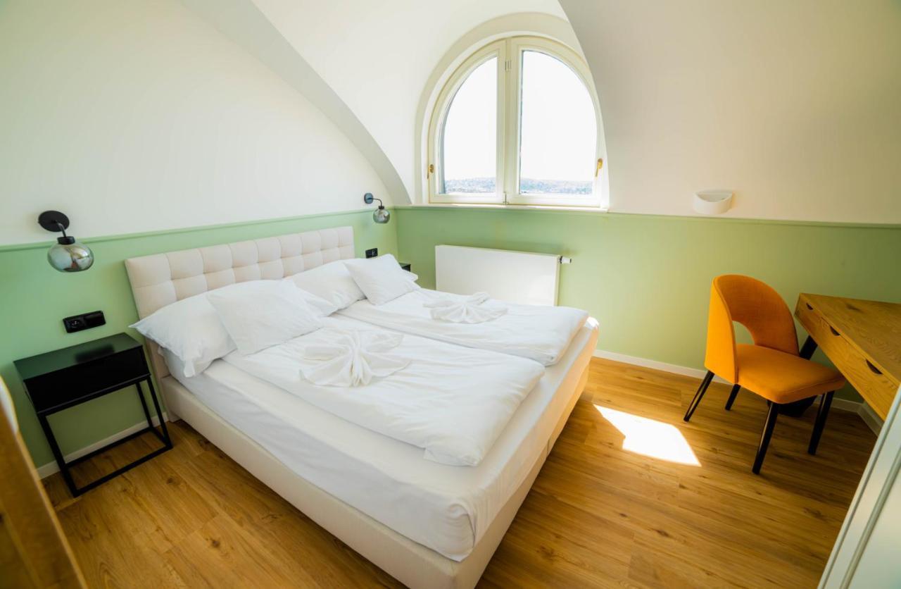 Hostel Luma Terra Prague