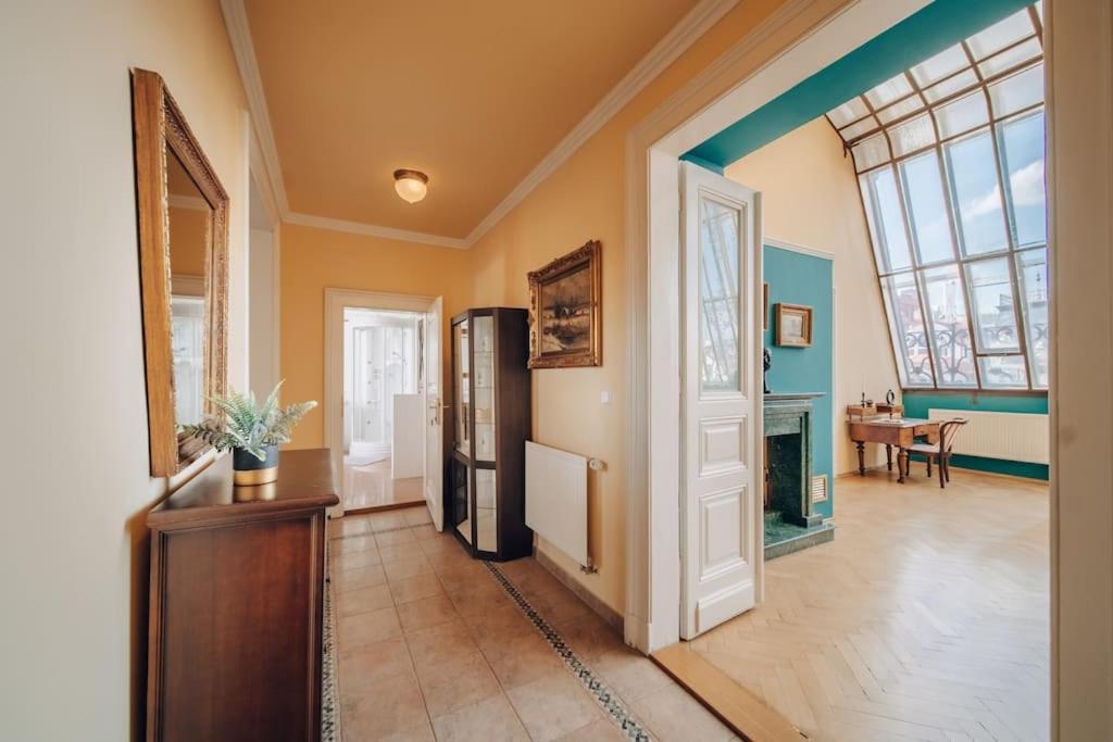 Magnificent Historical Penthouse In The Heart Of