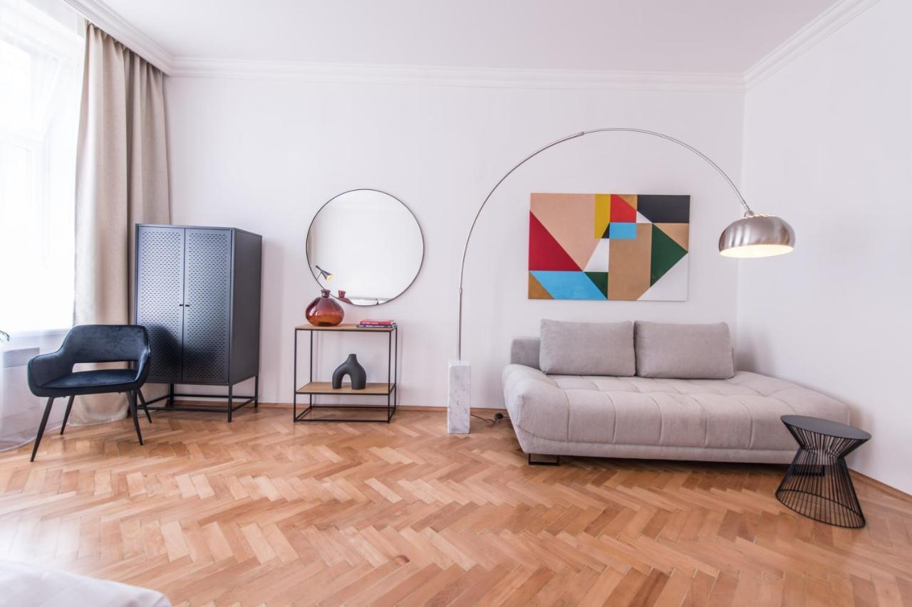New Design - Location Wenceslas Square Apartment