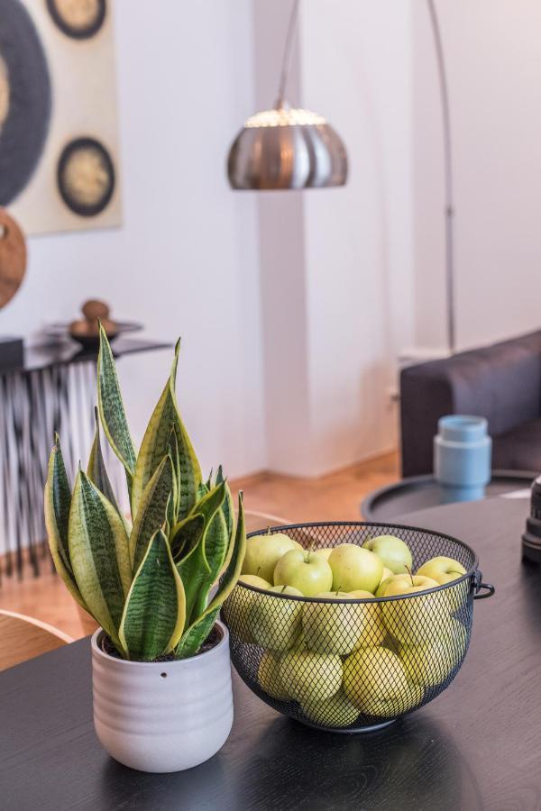 New Design - Location Wenceslas Square Apartment *