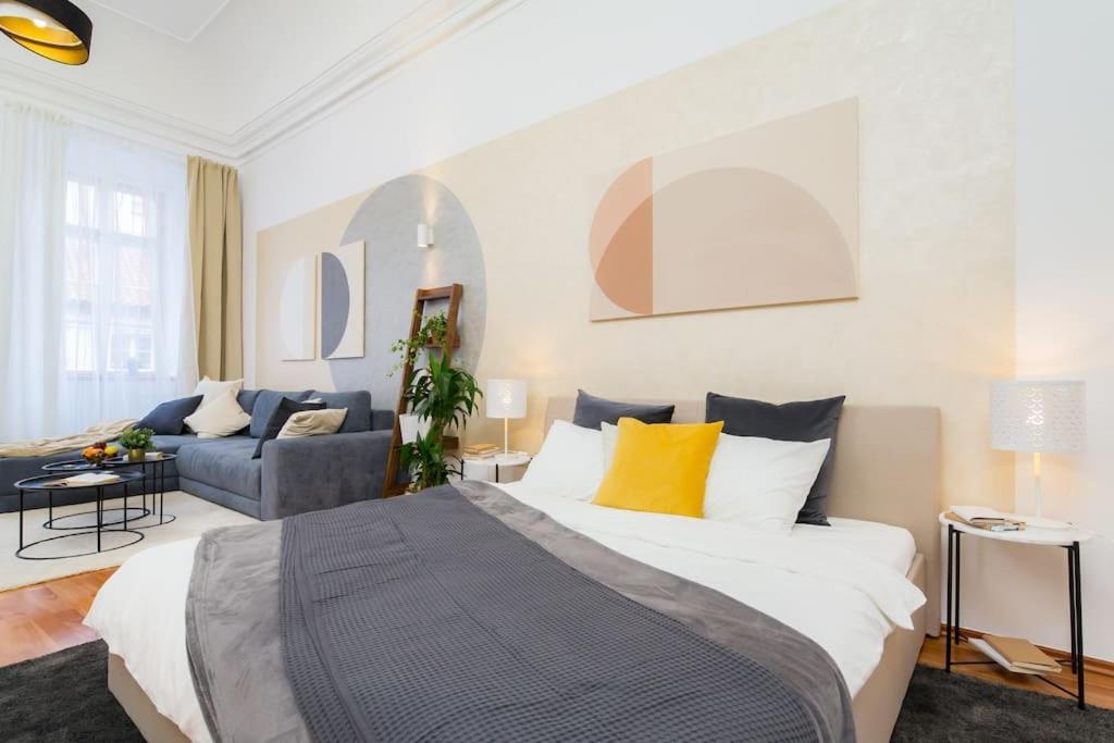 Lovely Historical In Mala Strana - N1st * Prag