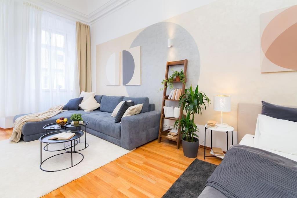 Lovely Historical In Mala Strana - N1st